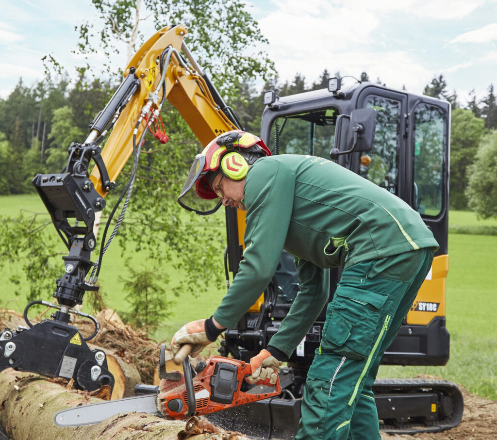 JOB REPORT ABSOLUTE FLEXIBILITÄT IM GARTEN UND LANDSCHAFTSBAU SANY